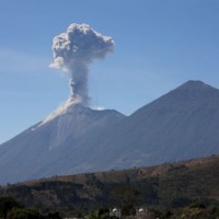 Изригване на вулкани