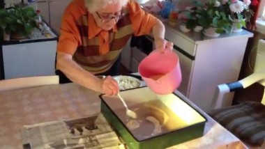 Лесна баница само от 2 съставки