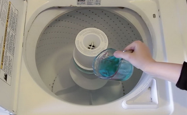 Уникален трик за пране на дрехи