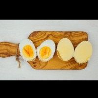 Как да сменим мястото на жълтъка с белтъка в яйцето