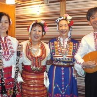 Японци пеят български песни